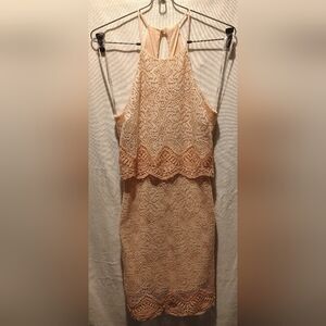 B. Darlin Lace Sleeveless Halter Midi Dress in Peach Pink Women's Size 9/10